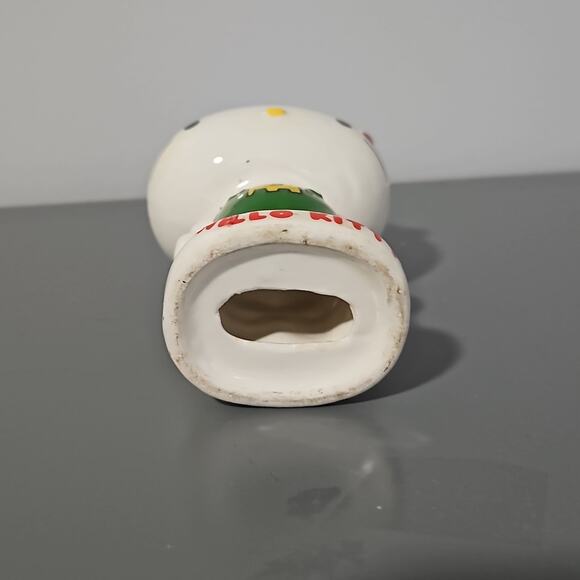 Vintage Hello Kitty Hand Painted Bank - Picture 4 of 5